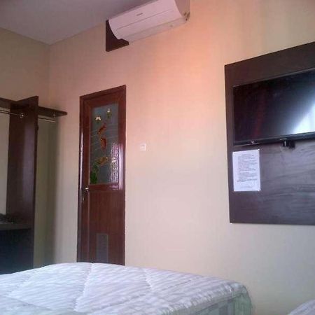 Erin Int Hotel Makasar Zewnętrze zdjęcie